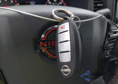 2023 Nissan Frontier Pro-4X 4X4 z USA, uszkodzony, nr VIN 1N6ED1EKXPN633612